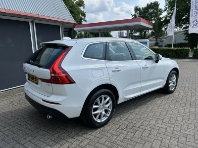 Volvo-XC60-3