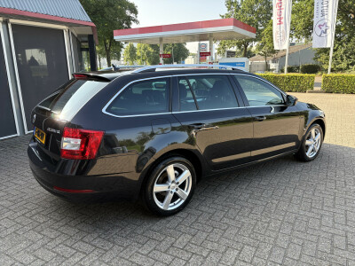 Škoda-Octavia-3